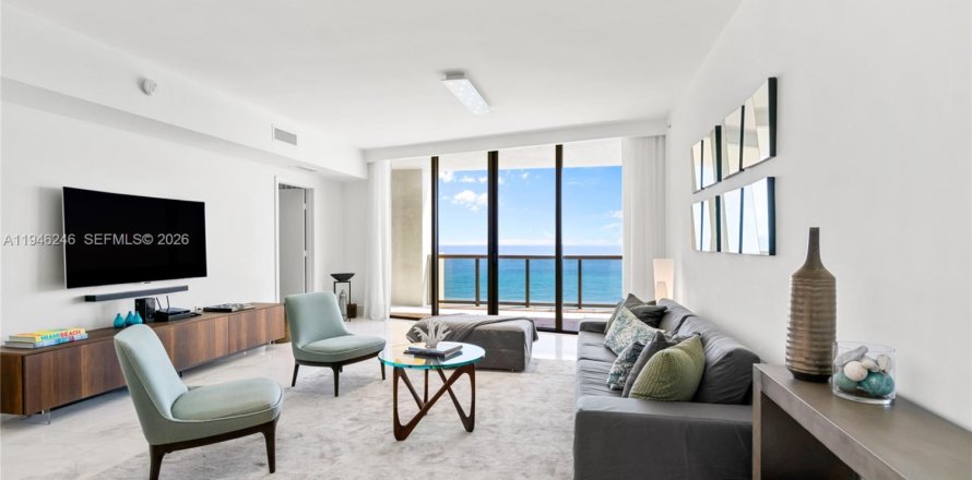 Condominio en Sunny Isles Beach, Florida, 3 dormitorios  № 2027736