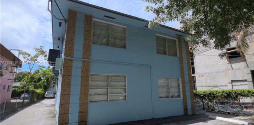 Condo à Miami, Floride, 2 chambres  № 1881712