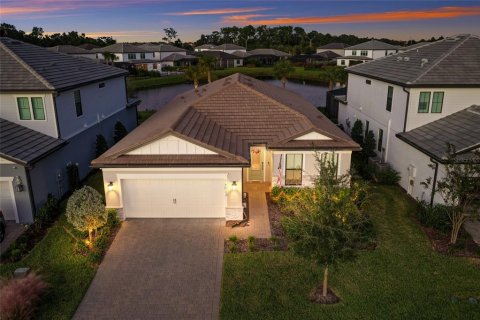 Villa ou maison à Lakewood Ranch, Floride 3 chambres, 190.82 m2 № 2427066