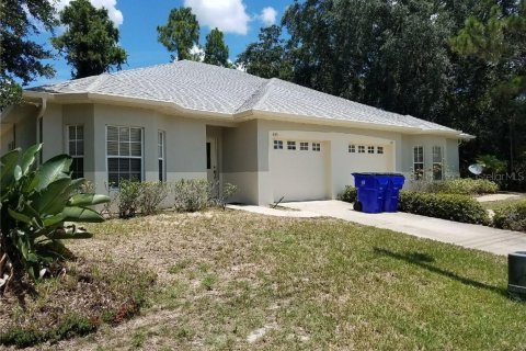 Commercial property in Lake Placid, Florida 6 bedrooms, 246.47 sq.m. № 2386394