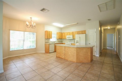 Commercial property in Lake Placid, Florida 6 bedrooms, 246.47 sq.m. № 2386394 - photo 3
