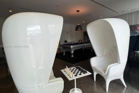 Condo in Miami, Florida, 1 bedroom  № 2063499 - photo 18