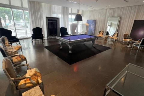 Condo in Miami, Florida, 1 bedroom  № 2063499 - photo 19