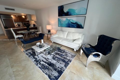 Condo in Miami, Florida, 1 bedroom  № 2063499 - photo 13