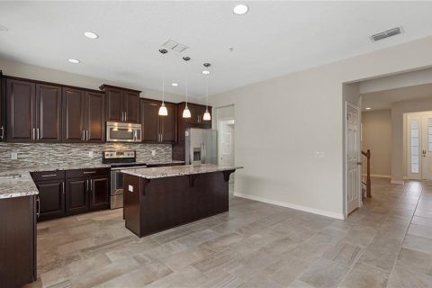 Townhouse in Orlando, Florida 3 bedrooms, 143.44 sq.m. № 2283725 - photo 9