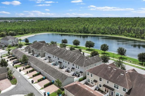 Townhouse in Orlando, Florida 3 bedrooms, 143.44 sq.m. № 2283725 - photo 30