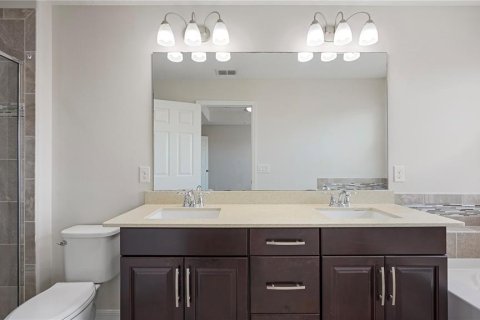 Townhouse in Orlando, Florida 3 bedrooms, 143.44 sq.m. № 2283725 - photo 23