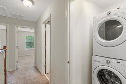 Townhouse in Orlando, Florida 3 bedrooms, 143.44 sq.m. № 2283725 - photo 13