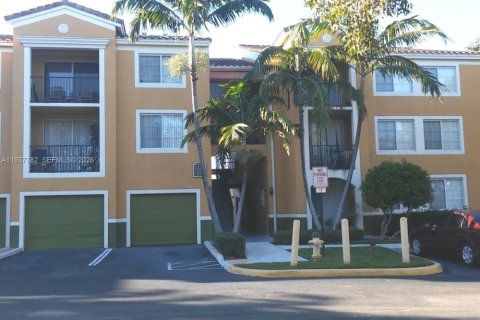 Copropriété à louer à Miramar, Floride: 2 chambres, 78.97 m2 № 1995381 - photo 7