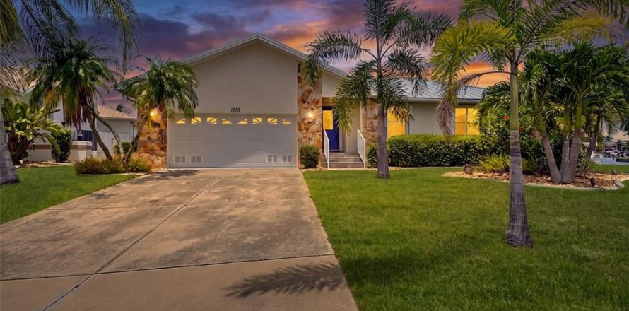 Casa en Punta Gorda, Florida 3 dormitorios, 181.25 m2 № 2203744