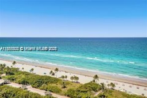 Copropriété à louer à Hollywood, Floride: 1 chambre, 78.22 m2 № 1857550 - photo 27