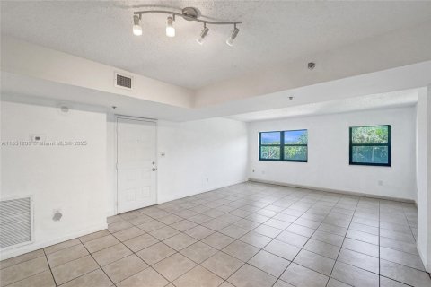 Copropriété à louer à Hollywood, Floride: 1 chambre, 78.22 m2 № 1857550 - photo 5