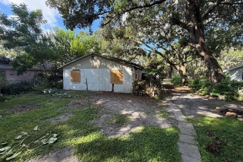 House in Winter Haven, Florida 3 bedrooms, 136.57 sq.m. № 1885427 - photo 4