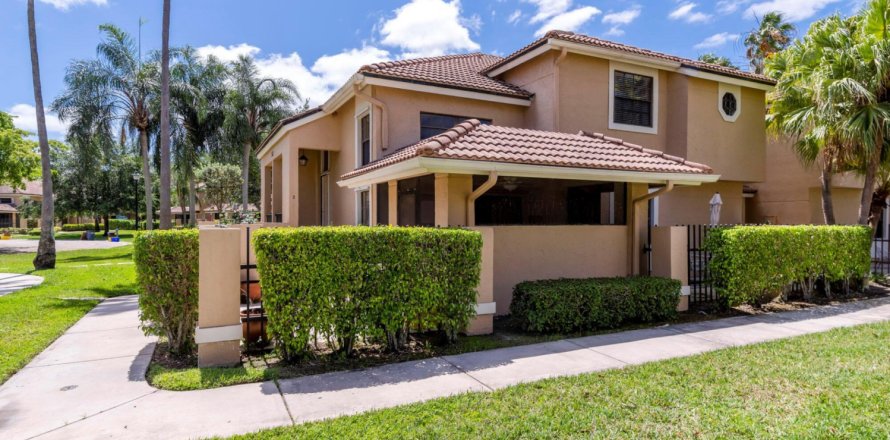 Townhouse in Palm Beach Gardens, Florida 3 bedrooms, 136.19 sq.m. № 1142555