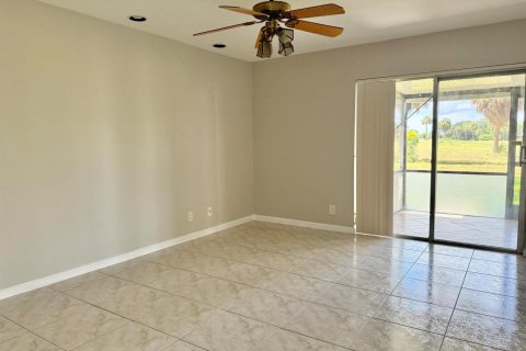 Touwnhouse à louer à Margate, Floride: 3 chambres, 144.37 m2 № 2413142 - photo 9