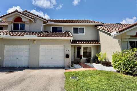 Touwnhouse à Margate, Floride 3 chambres, 144.37 m2 № 2413142