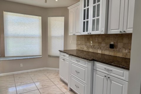 Touwnhouse à louer à Margate, Floride: 3 chambres, 144.37 m2 № 2413142 - photo 5
