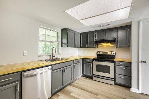 Casa en venta en Seffner, Florida, 3 dormitorios, 120.4 m2 № 2345148 - foto 4