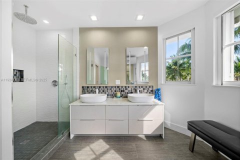 Villa ou maison à louer à Hollywood, Floride: 4 chambres, 225.1 m2 № 1983020 - photo 27