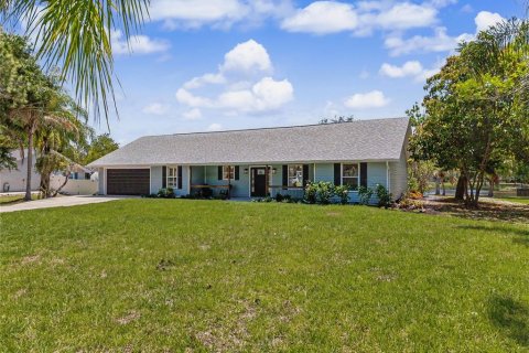 House in Bradenton, Florida 3 bedrooms, 147.53 sq.m. № 2211051 - photo 3