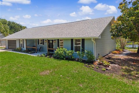 House in Bradenton, Florida 3 bedrooms, 147.53 sq.m. № 2211051 - photo 4