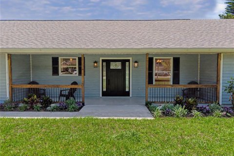 House in Bradenton, Florida 3 bedrooms, 147.53 sq.m. № 2211051 - photo 6