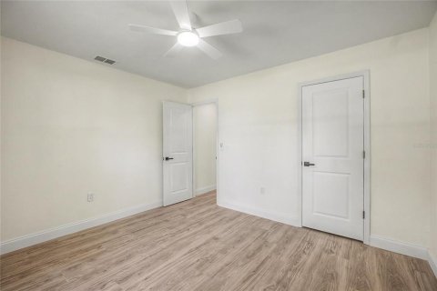 House in Bradenton, Florida 3 bedrooms, 147.53 sq.m. № 2211051 - photo 23