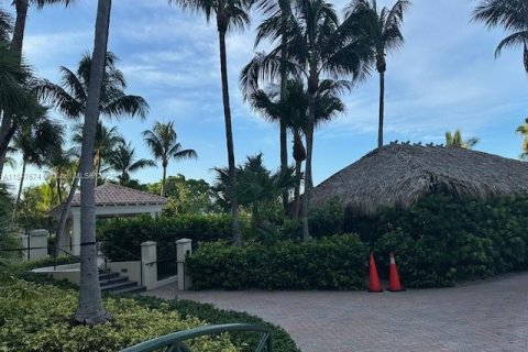 Condominio en alquiler en Aventura, Florida, 2 dormitorios, 109.16 m2 № 1980519 - foto 7