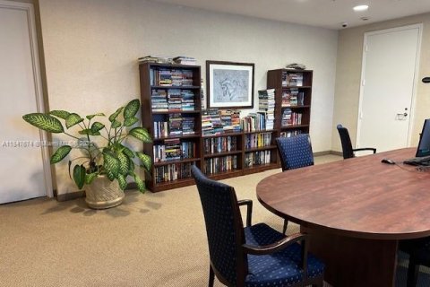 Condominio en alquiler en Aventura, Florida, 2 dormitorios, 109.16 m2 № 1980519 - foto 19