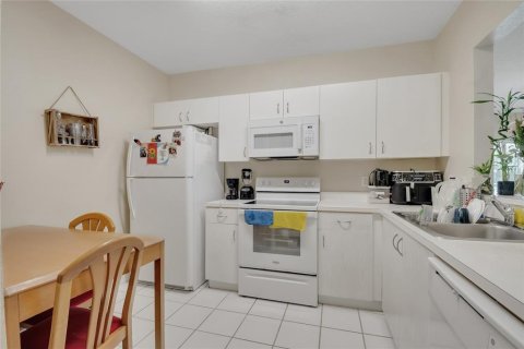 Купить кондоминиум в Орландо, Флорида 3 комнаты, 111.48м2, № 1903703 - фото 6