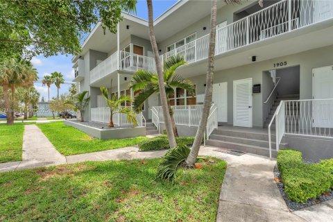 Propiedad comercial en venta en Miami Beach, Florida, 857.86 m2 № 1886606 - foto 8