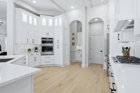 Купить виллу или дом в Юниверсити-Парк, Флорида 10 комнат, 287.44м2, № 2418473 - фото 28