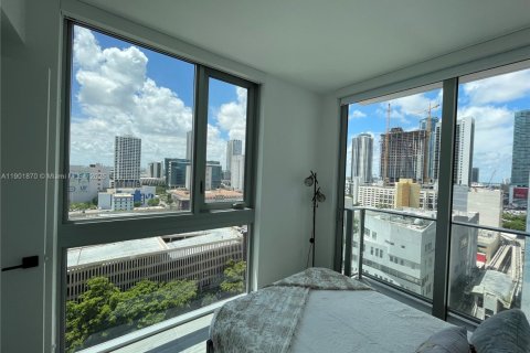 Condo in Miami, Florida, 2 bedrooms  № 1951835 - photo 7