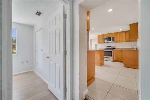 Villa ou maison à vendre à DeLand, Floride: 4 chambres, 108.88 m2 № 1843484 - photo 17