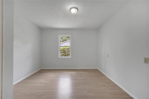 Villa ou maison à vendre à DeLand, Floride: 4 chambres, 108.88 m2 № 1843484 - photo 9