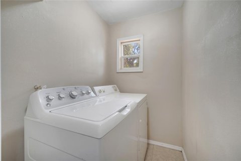 Villa ou maison à vendre à DeLand, Floride: 4 chambres, 108.88 m2 № 1843484 - photo 22