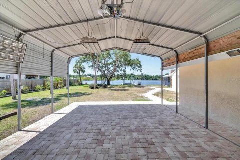 House in Riverview, Florida 3 bedrooms, 278.8 sq.m. № 2202928 - photo 29