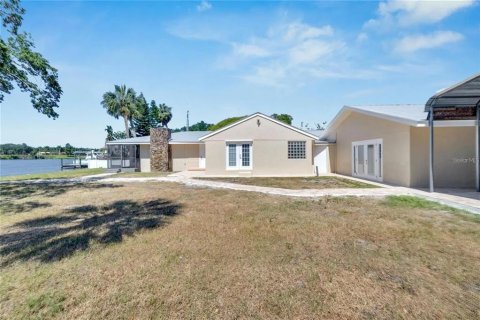 House in Riverview, Florida 3 bedrooms, 278.8 sq.m. № 2202928 - photo 24