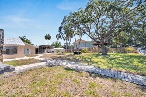 House in Riverview, Florida 3 bedrooms, 278.8 sq.m. № 2202928 - photo 27