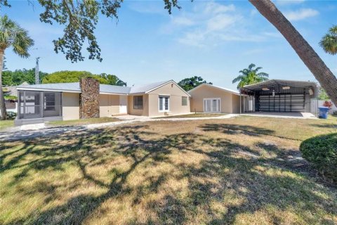 House in Riverview, Florida 3 bedrooms, 278.8 sq.m. № 2202928 - photo 23