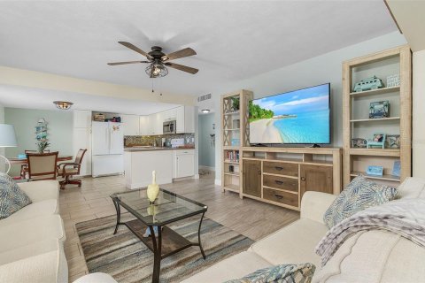 Condominio en venta en Englewood, Florida, 2 dormitorios, 84.73 m2 № 966575 - foto 14