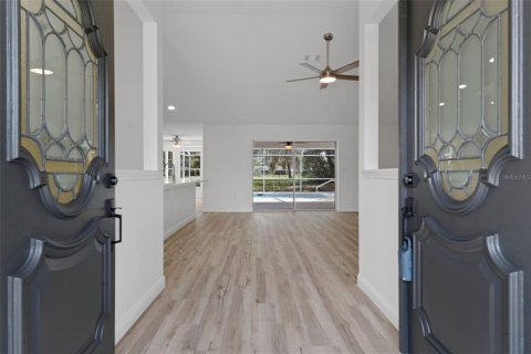 House in Spring Hill, Florida 3 bedrooms, 170.29 sq.m. № 2412571 - photo 4