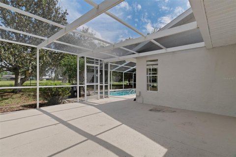 House in Spring Hill, Florida 3 bedrooms, 170.29 sq.m. № 2412571 - photo 28
