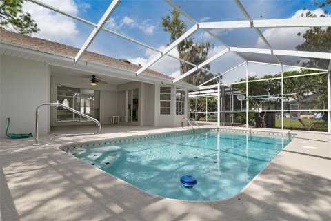 House in Spring Hill, Florida 3 bedrooms, 170.29 sq.m. № 2412571 - photo 29