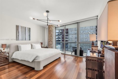 Condo in Miami Beach, Florida, 2 bedrooms № 2435708 - photo 27