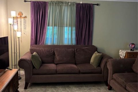 Casa en venta en Spring Hill, Florida, 2 dormitorios, 107.02 m2 № 2418372 - foto 17