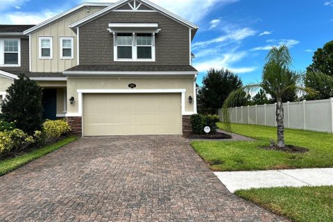 Touwnhouse à louer à Lutz, Floride: 4 chambres, 194.91 m2 № 2429418 - photo 2