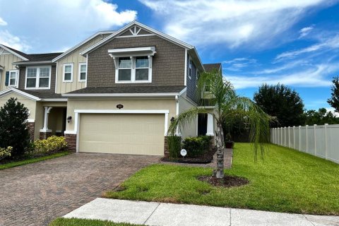 Touwnhouse à louer à Lutz, Floride: 4 chambres, 194.91 m2 № 2429418 - photo 3