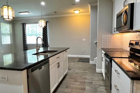 Touwnhouse à louer à Lutz, Floride: 4 chambres, 194.91 m2 № 2429418 - photo 9
