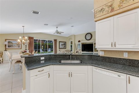 Casa en venta en Port Orange, Florida, 3 dormitorios, 219.25 m2 № 1870502 - foto 16